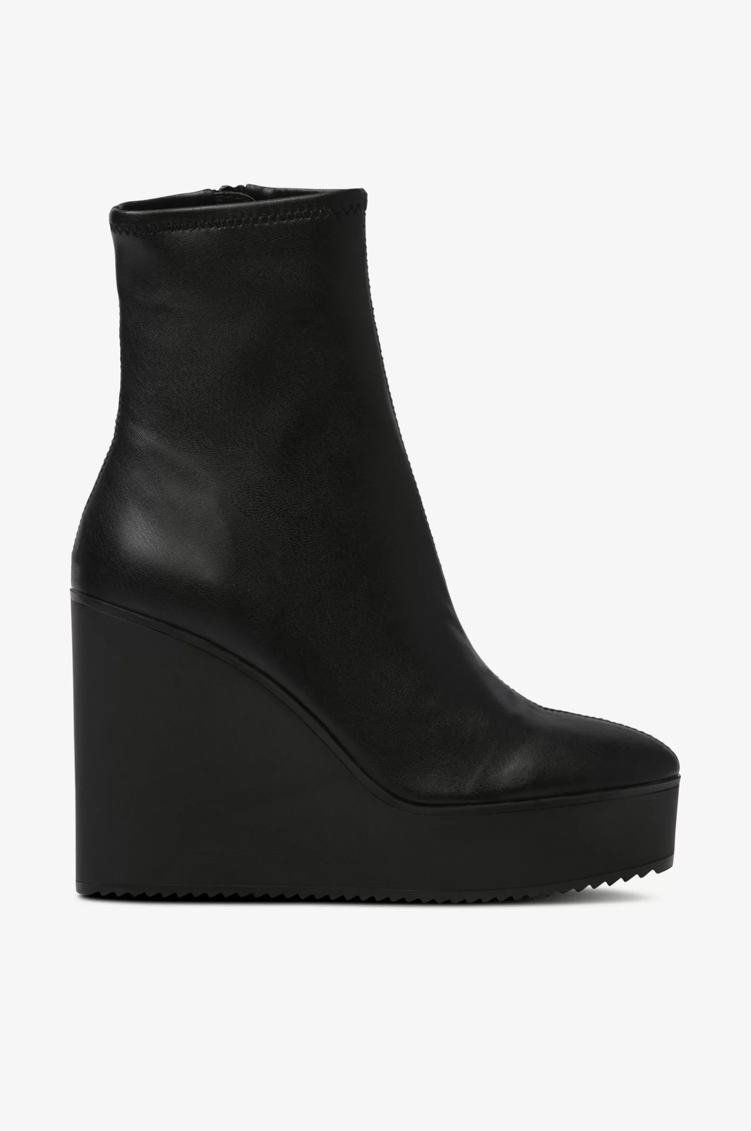 Dam Steve Madden Boots Jassy Bootie