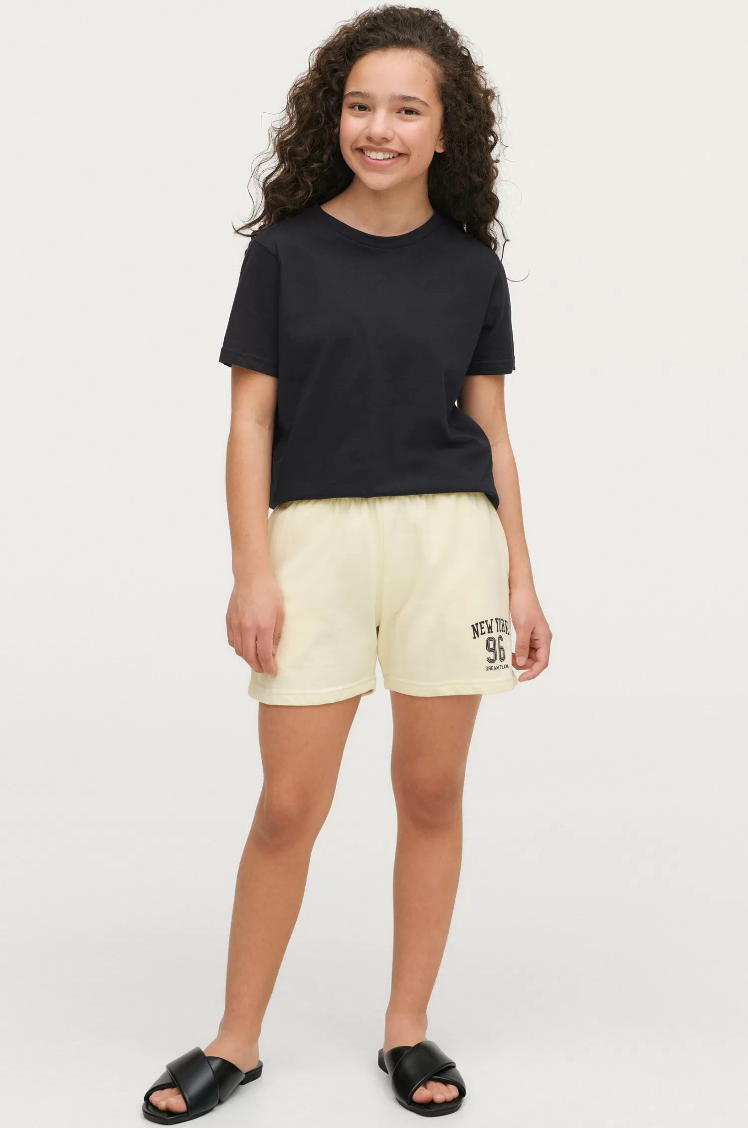 Ellos Sweatshorts Amina Clearance